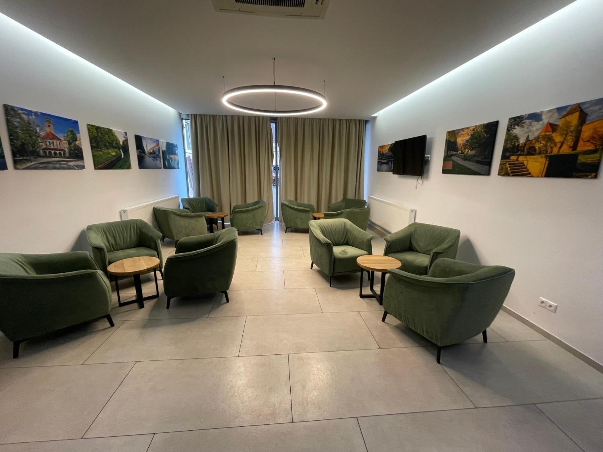Hotel Spectrum Trnawa Zewnętrze zdjęcie