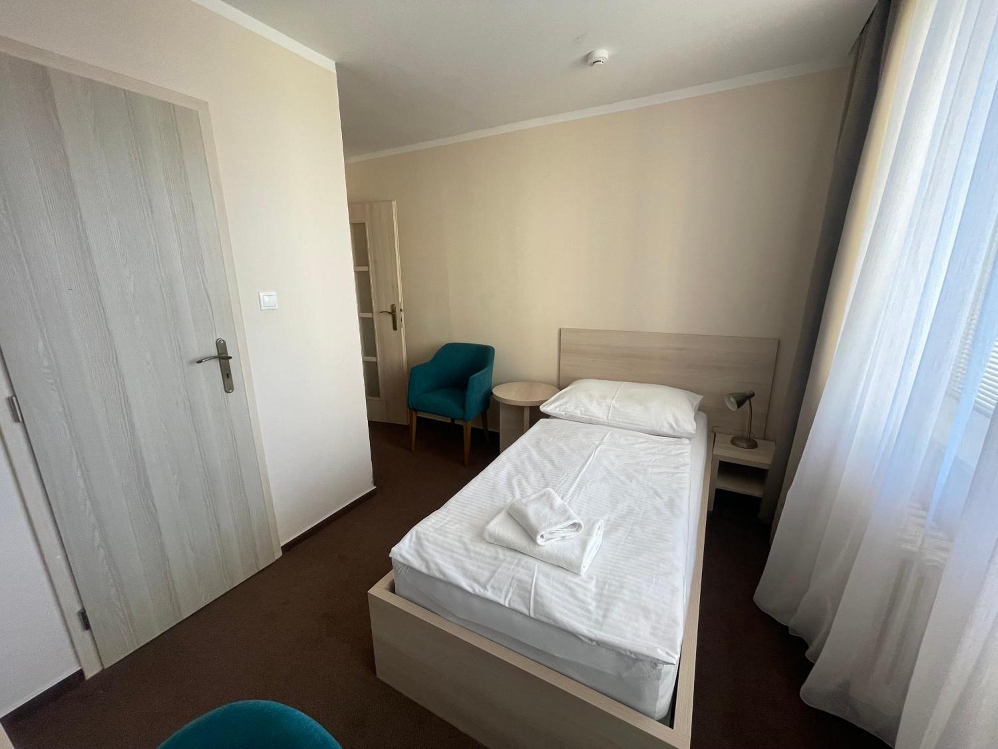 Hotel Spectrum Trnawa Zewnętrze zdjęcie