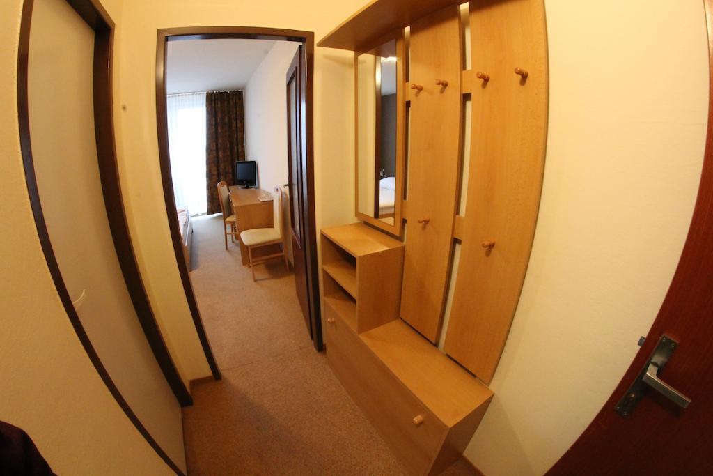 Hotel Spectrum Trnawa Zewnętrze zdjęcie